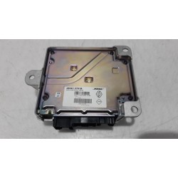 Renault - Clio - Radio amplifier