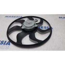 Renault - Clio - Fan motor