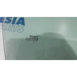 Renault - Clio - Vitre portière 4portes avant droite