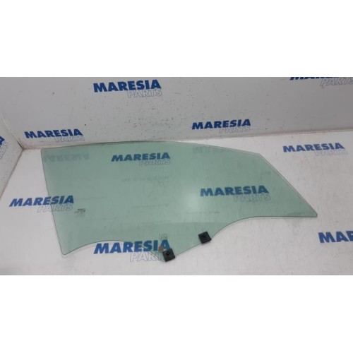 Renault - Clio - Door window 4-door, front right