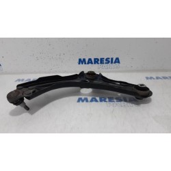 Renault - Clio - Front lower wishbone, right