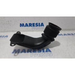 Renault - Clio - Air intake hose