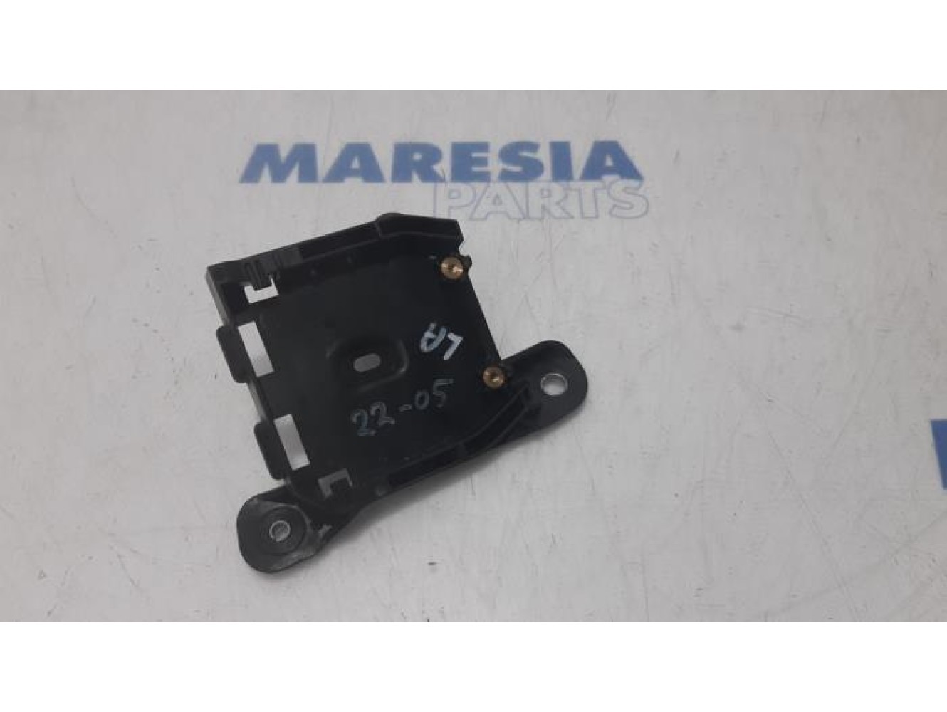 Renault - Clio - Support (miscellaneous)
