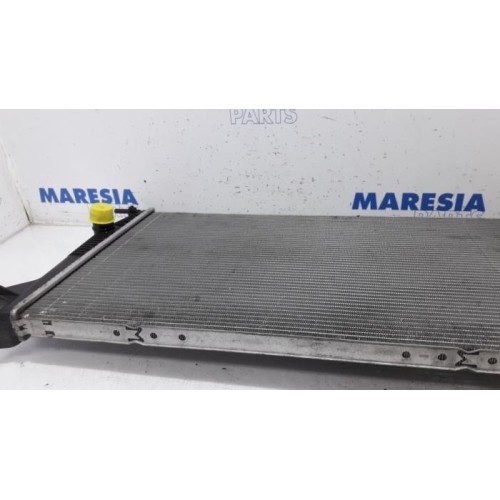 Renault - Megane - Radiator