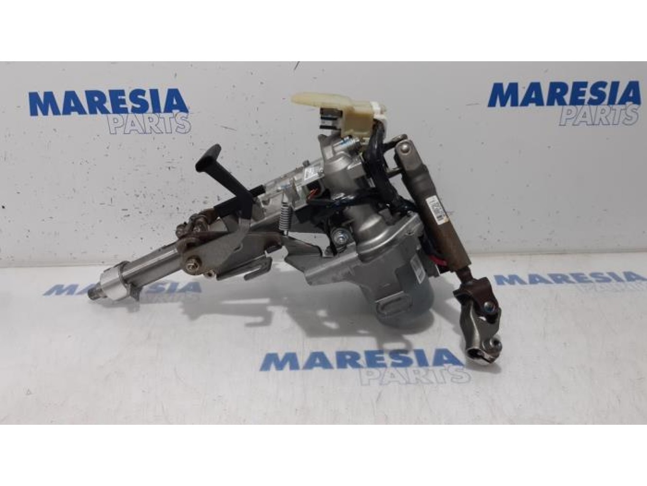 Renault - Megane - Steering column housing