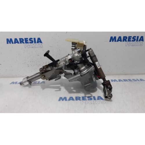 Renault - Megane - Steering column housing