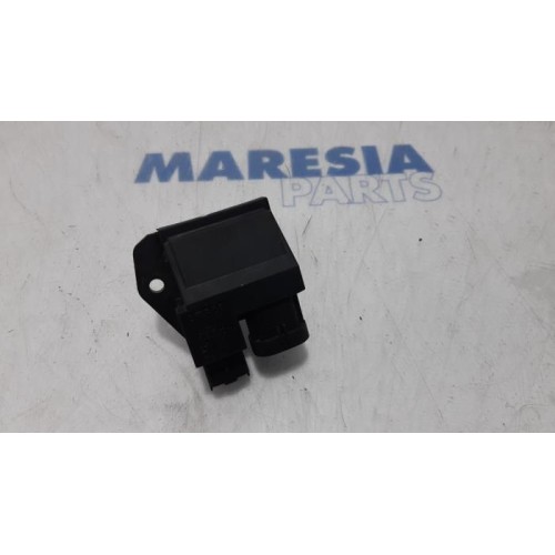 Citroen - C2 - Cooling fan resistor