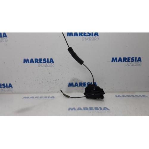 Renault - Megane - Door lock mechanism 2-door, right