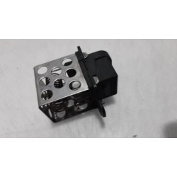 Renault - Megane - Cooling fan resistor