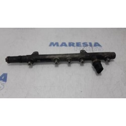 Renault - Grand Scenic - Fuel injector nozzle