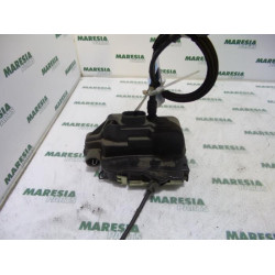 Renault - Laguna - Front door lock mechanism 4-door, right