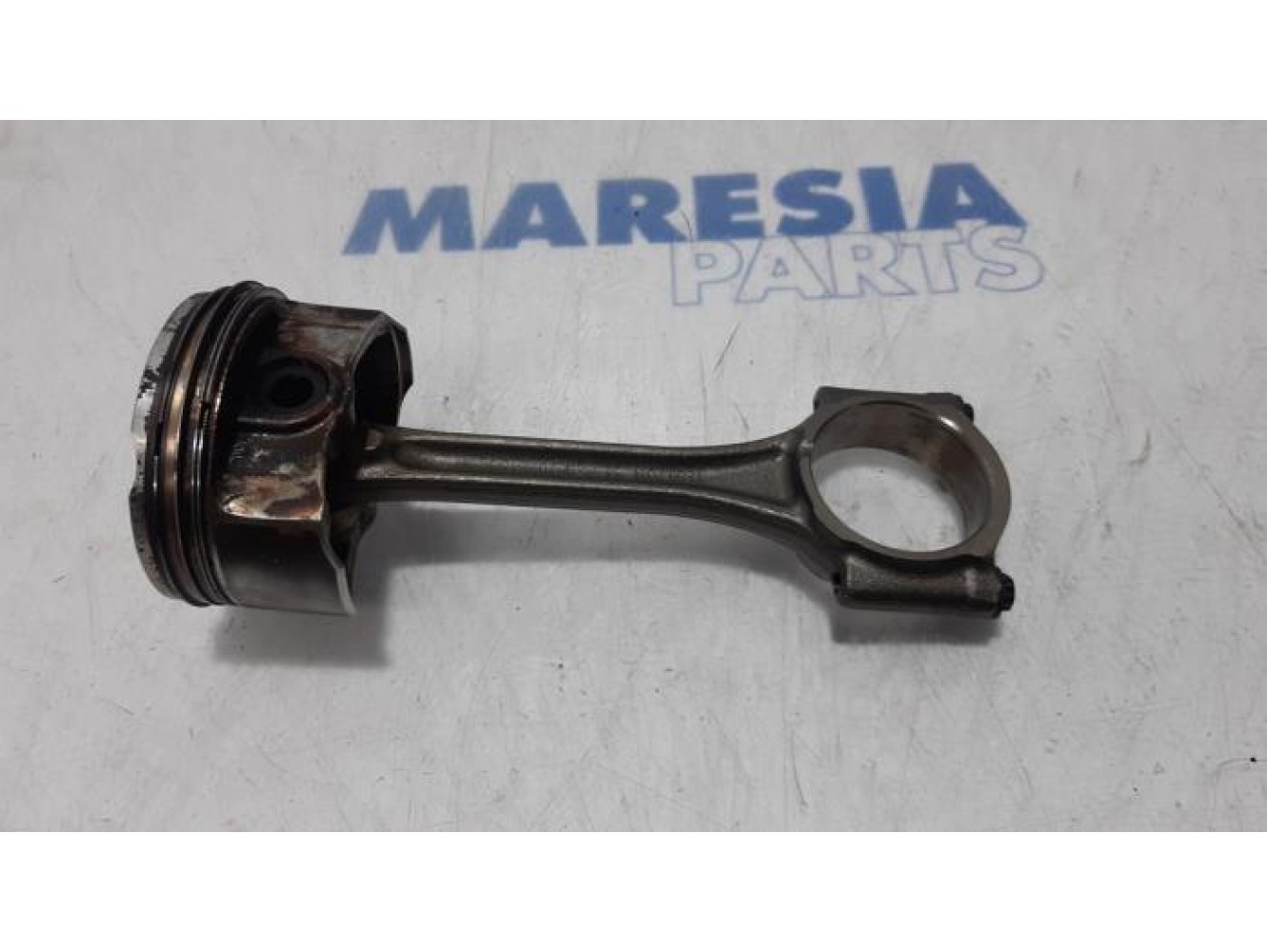 Peugeot - 208 - Piston