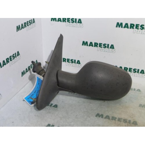 Renault - Megane - Wing mirror, left