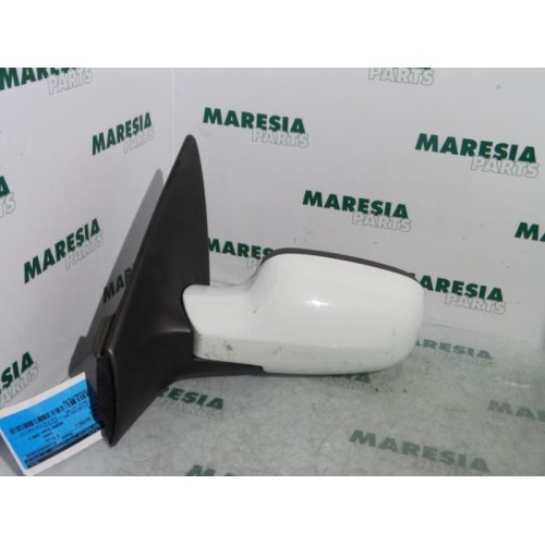 Renault - Megane - Wing mirror, left