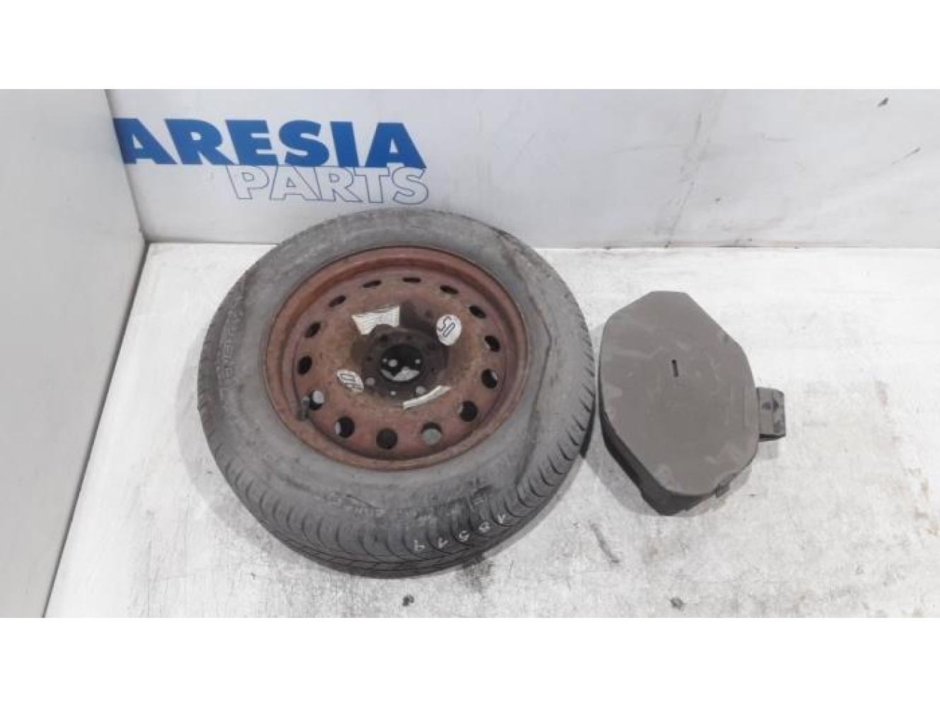 Citroen - C2 - Krikset + reservewiel
