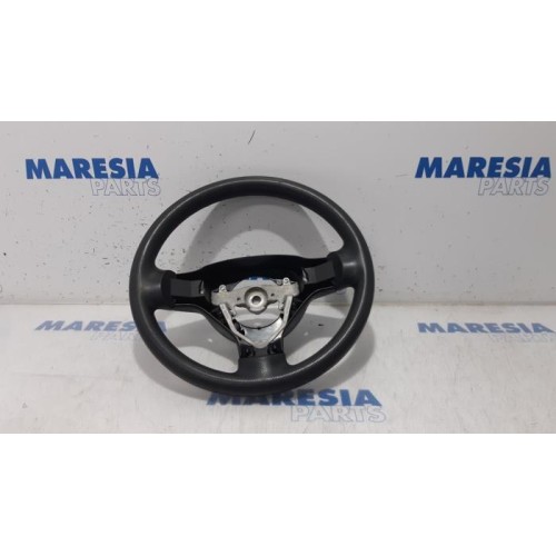 Peugeot - 107 - Steering wheel