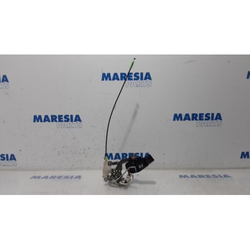 Peugeot - 107 - Front door lock mechanism 4-door, right