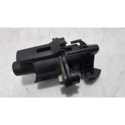 Peugeot - 107 - Tailgate switch