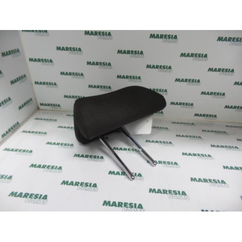 Peugeot - 207 - Headrest