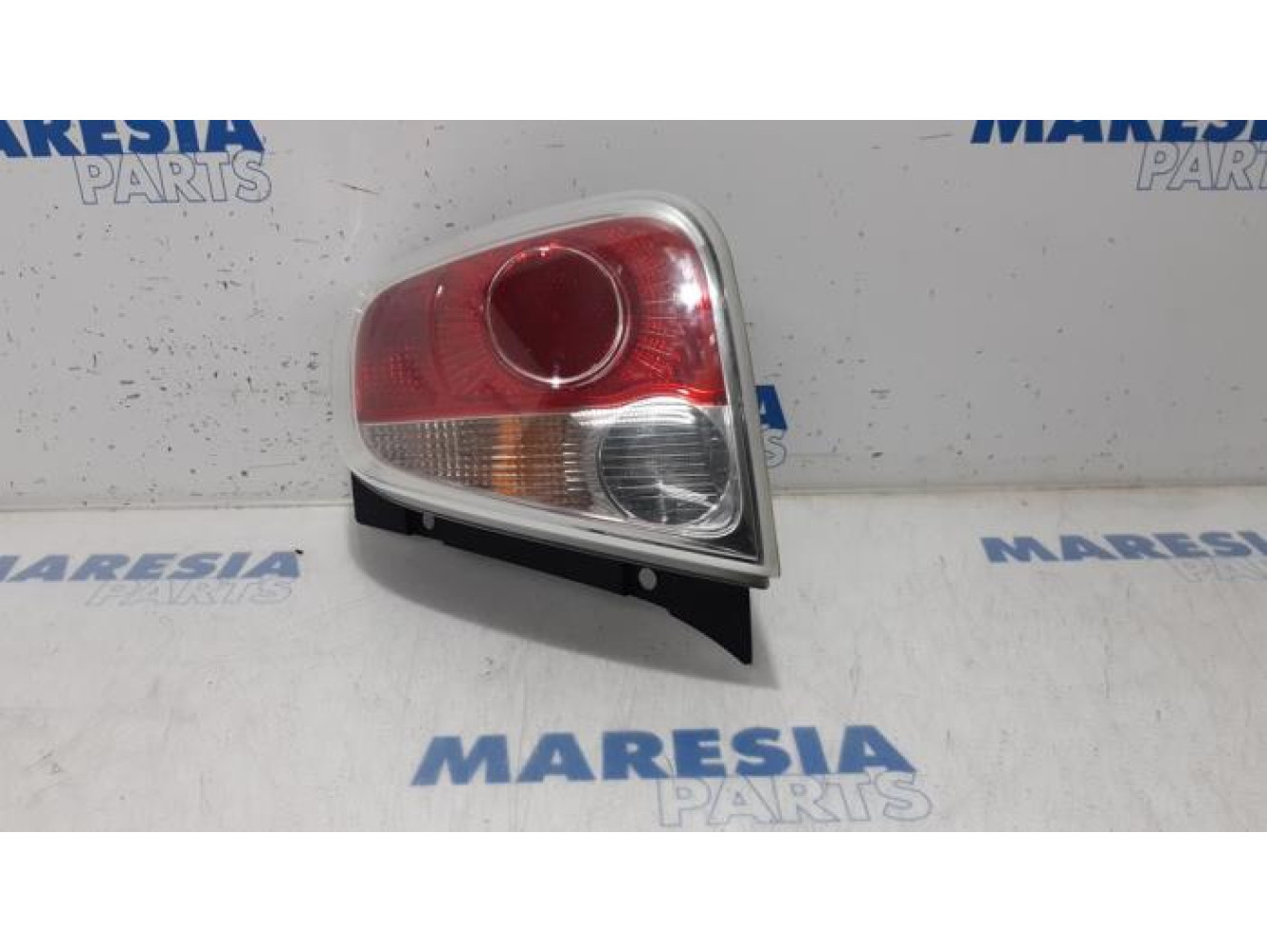 Fiat - 500 - Taillight, right