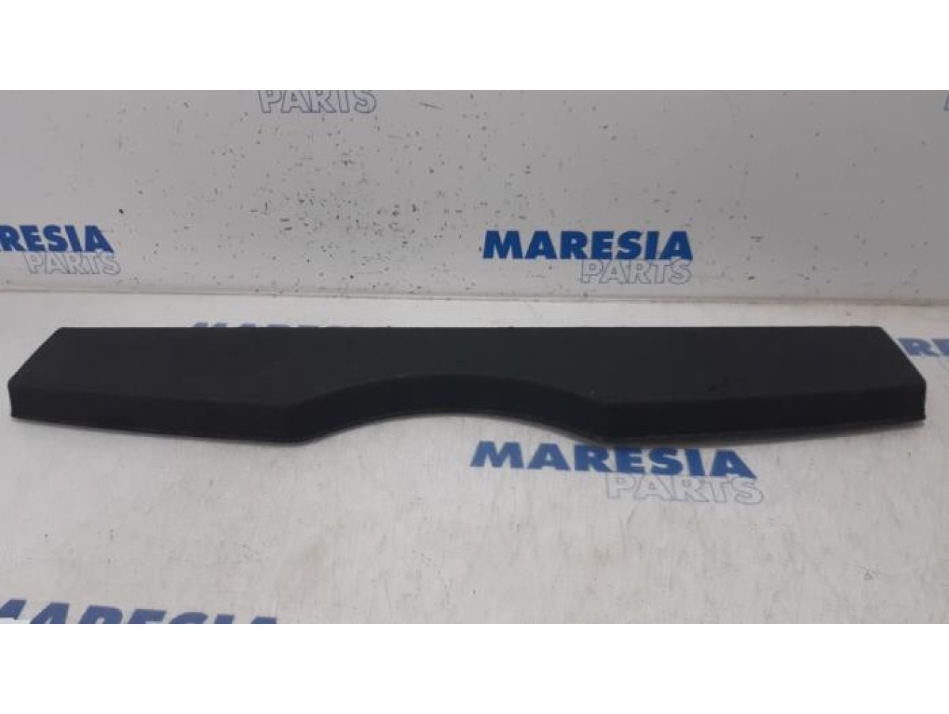 Fiat - 500 - Parcel shelf