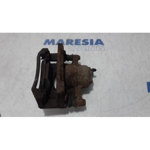Peugeot - 107 - Front brake calliper, left