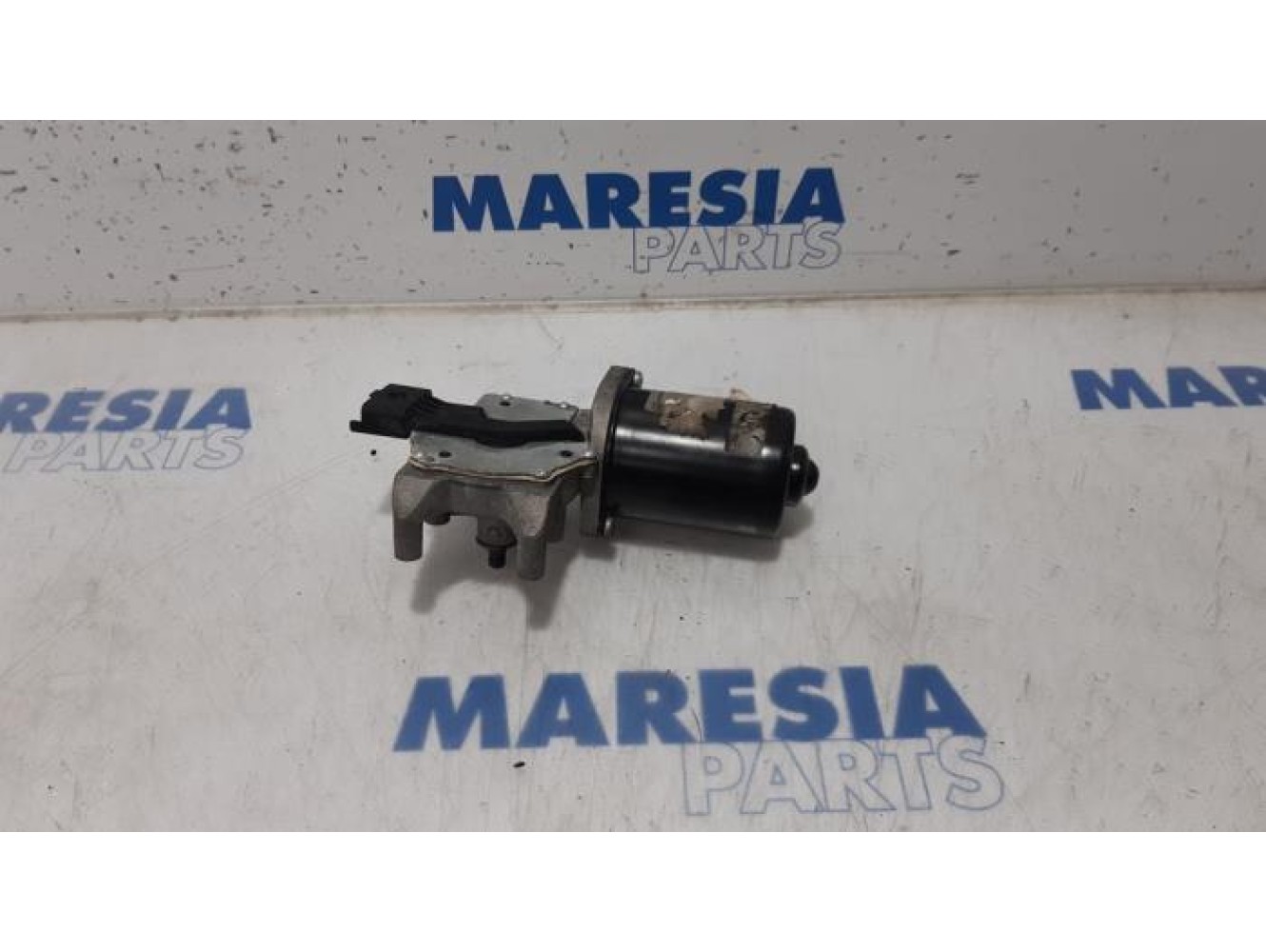 Peugeot - Expert - Front wiper motor