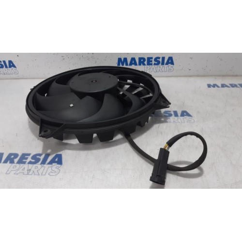 Peugeot - Expert - Fan motor
