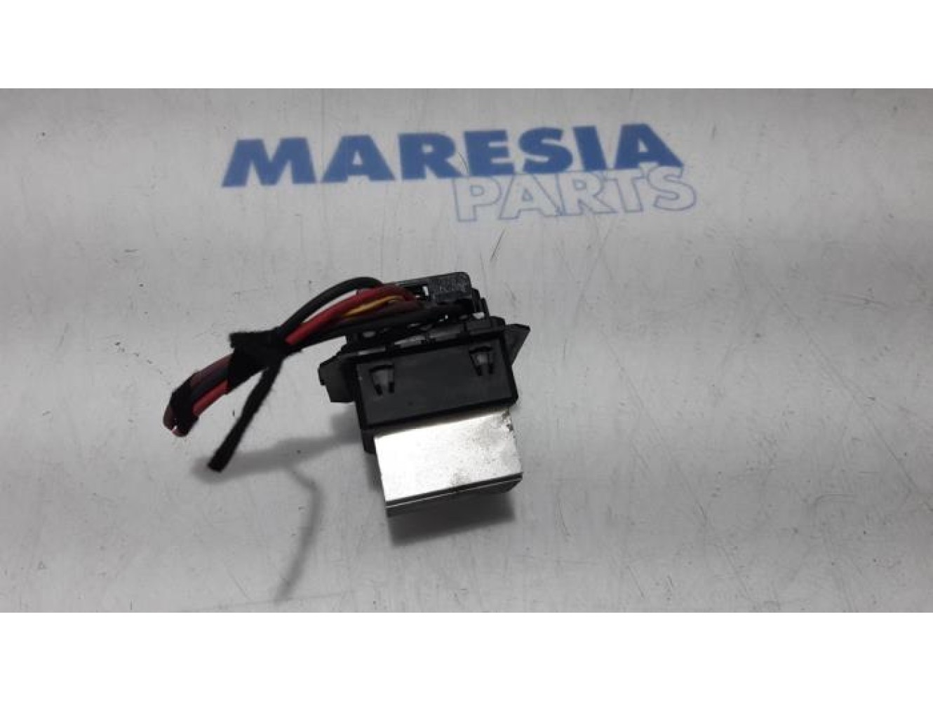 Renault - Trafic - Heater resistor
