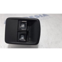 Renault - Trafic - Multi-functional window switch