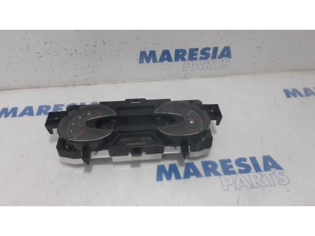 Renault - Trafic - Instrument de bord
