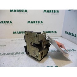 Renault - Megane Scenic - Front door lock mechanism 4-door, right