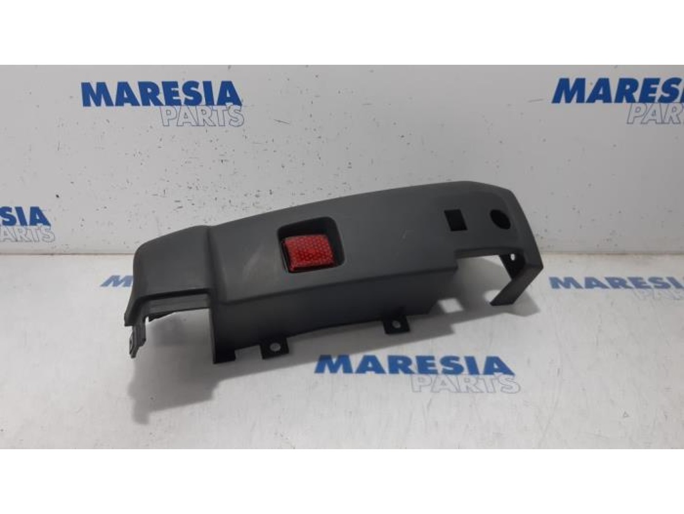 Fiat - Ducato - Rear bumper component, left