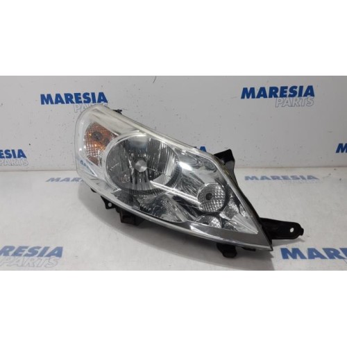 Peugeot - Expert - Headlight, right