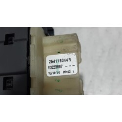 Renault - Clio - Multi-functional window switch