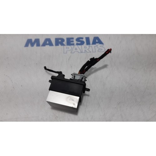 Renault - Clio - Heater resistor