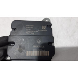 Renault - Clio - Airbag Module