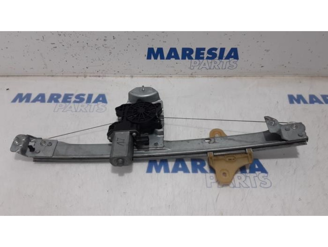 Renault - Clio - Window mechanism 4-door, front left