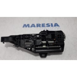 Renault - Clio - Front door handle 4-door, right
