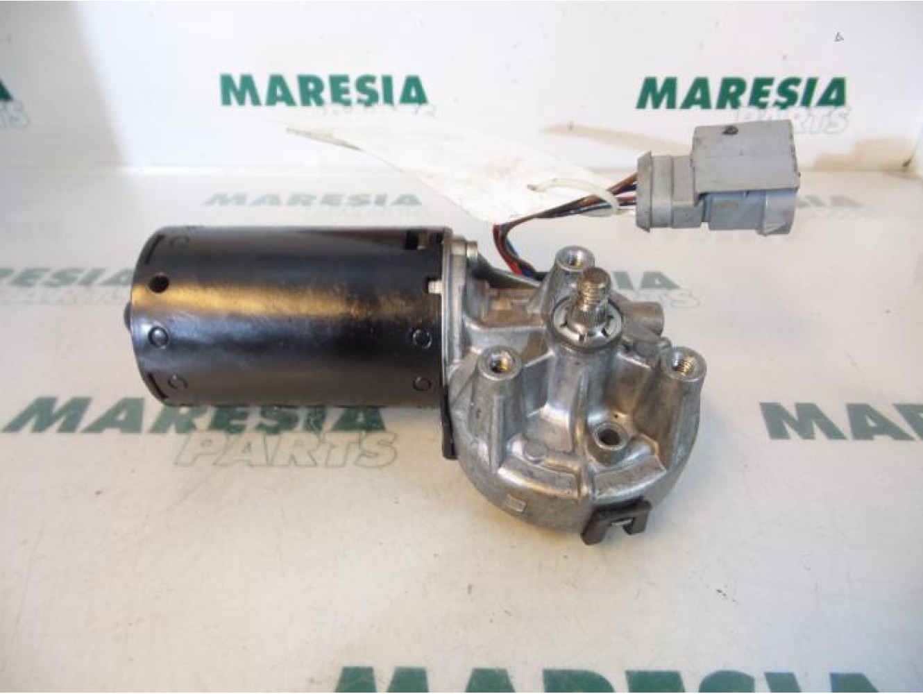 Renault - Megane Scenic - Front wiper motor
