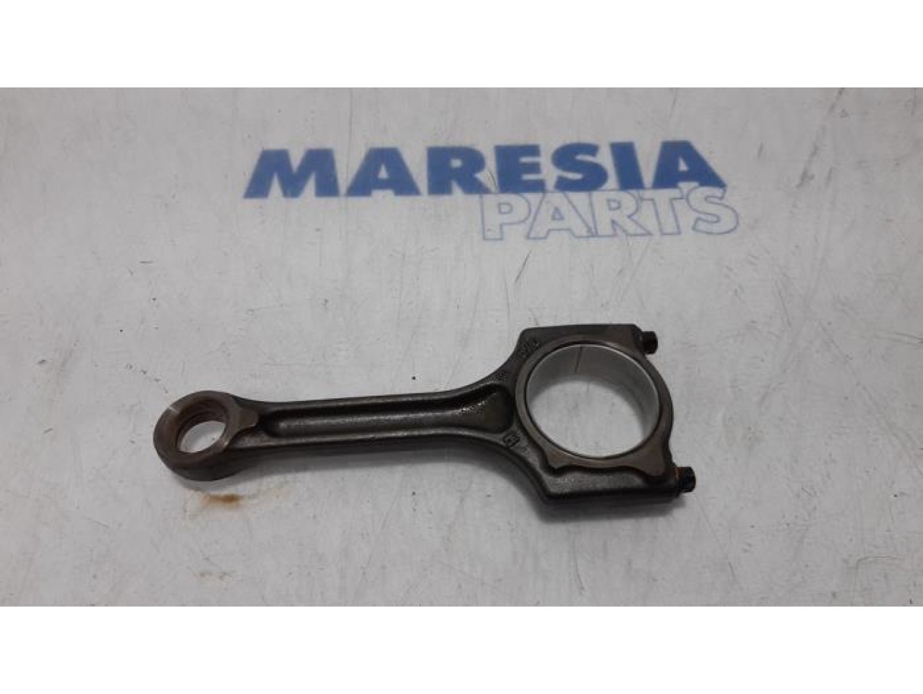 Citroen - DS3 - Connecting rod