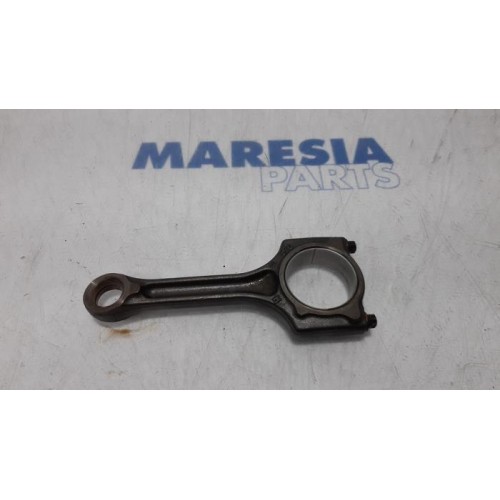 Citroen - DS3 - Connecting rod