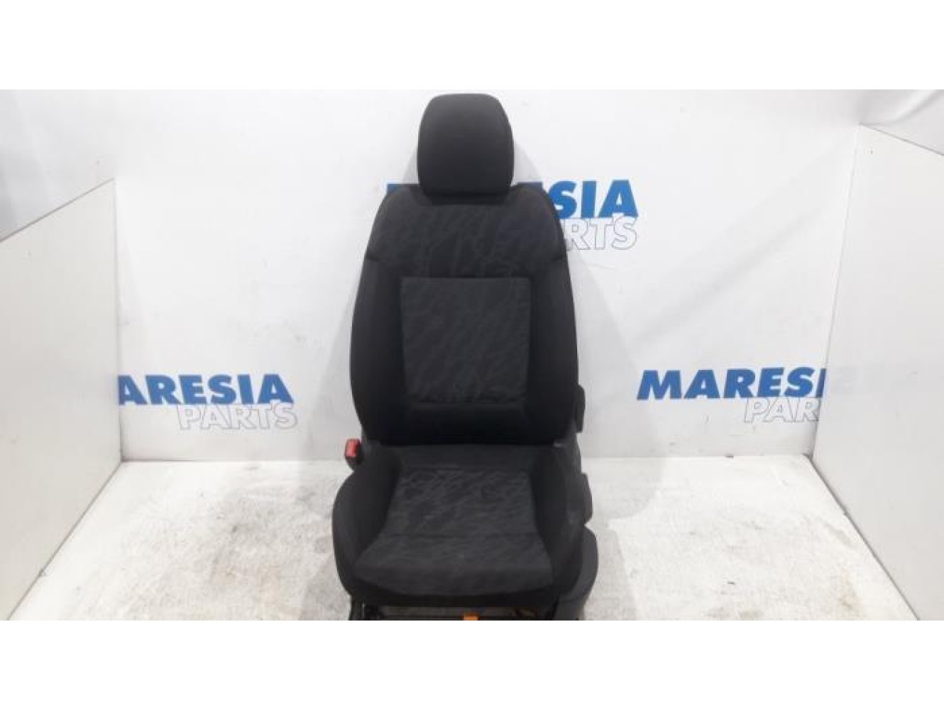 Peugeot - 3008 - Sitz links