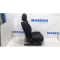 Peugeot - 3008 - Sitz links