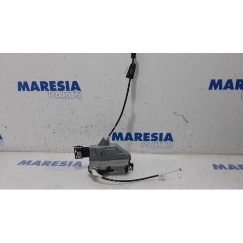 Peugeot - 3008 - Rear door lock mechanism 4-door, left