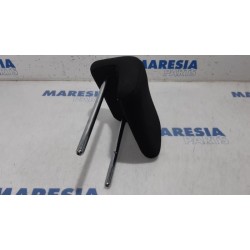 Peugeot - 3008 - Headrest