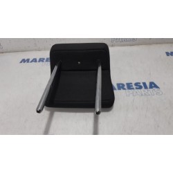 Peugeot - 3008 - Headrest