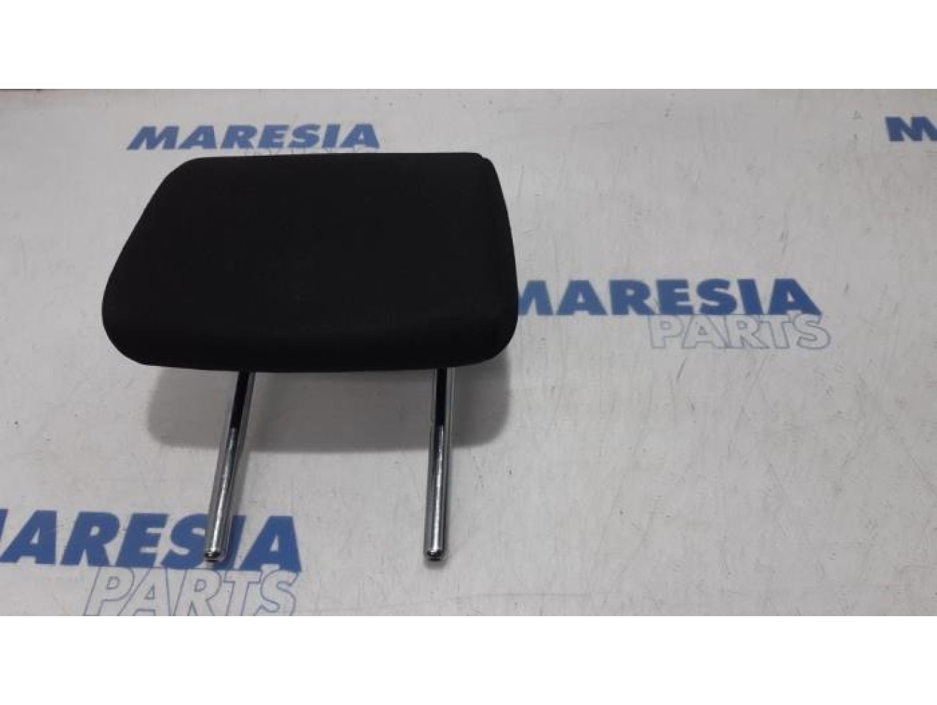 Peugeot - 3008 - Headrest