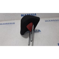 Peugeot - 3008 - Headrest