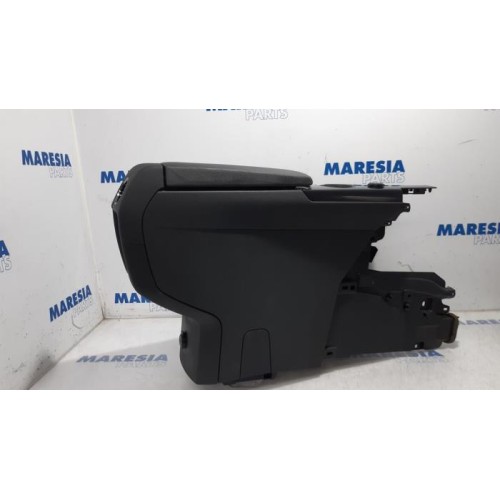Peugeot - 3008 - Middle console
